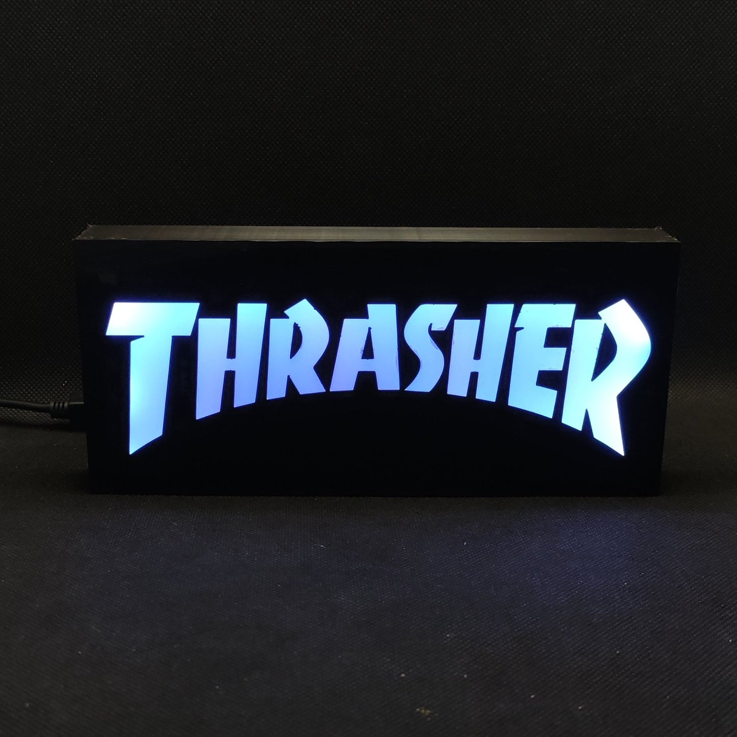 Sinal de caixa de luz LED com logotipo Thrasher