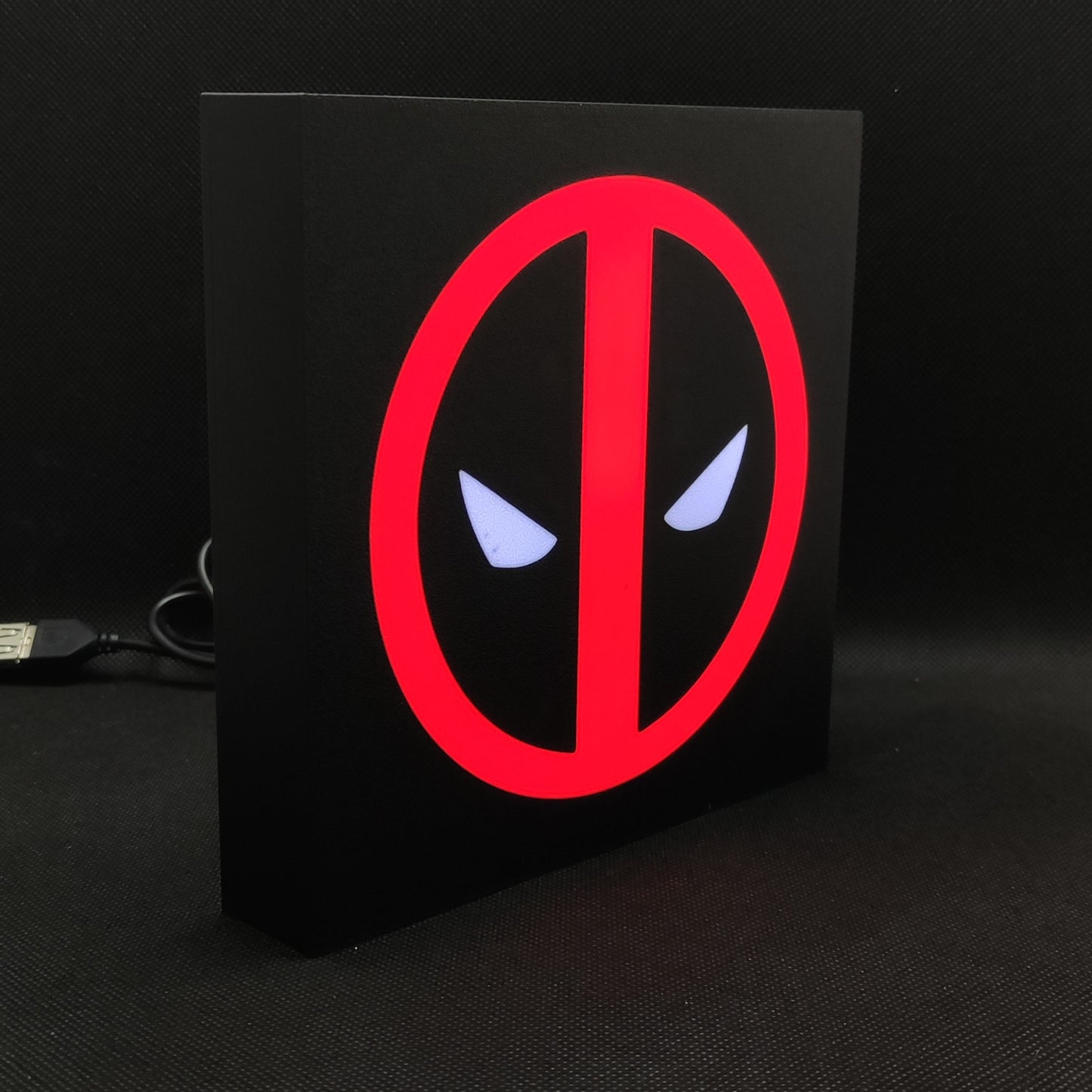 Placa de caixa de luz LED com logotipo do Deadpool