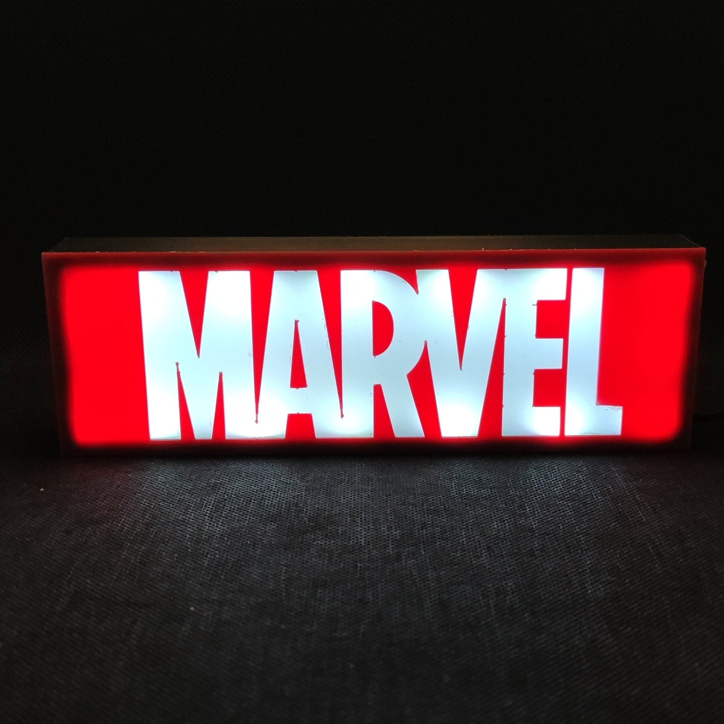 Letreiro de caixa de luz LED MARVEL